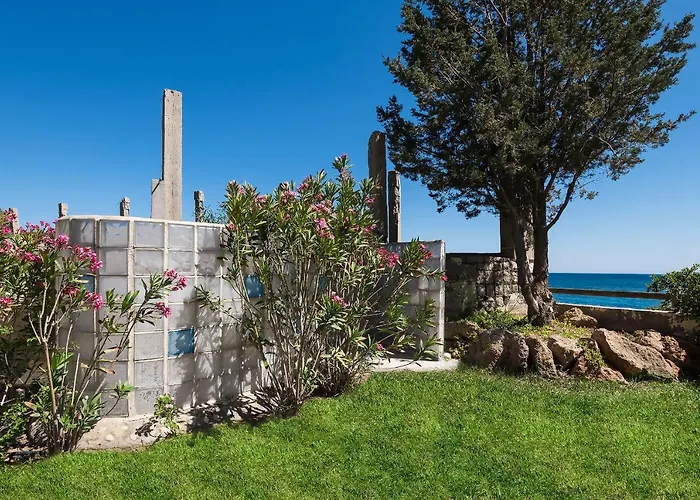 Emerald Dawn Pefki (Rhodes)